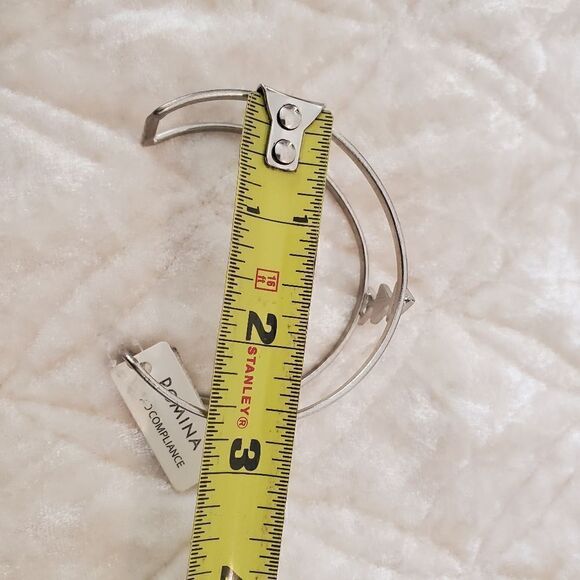 Women's Silver Tone Bracelet - Picture 3 of 7